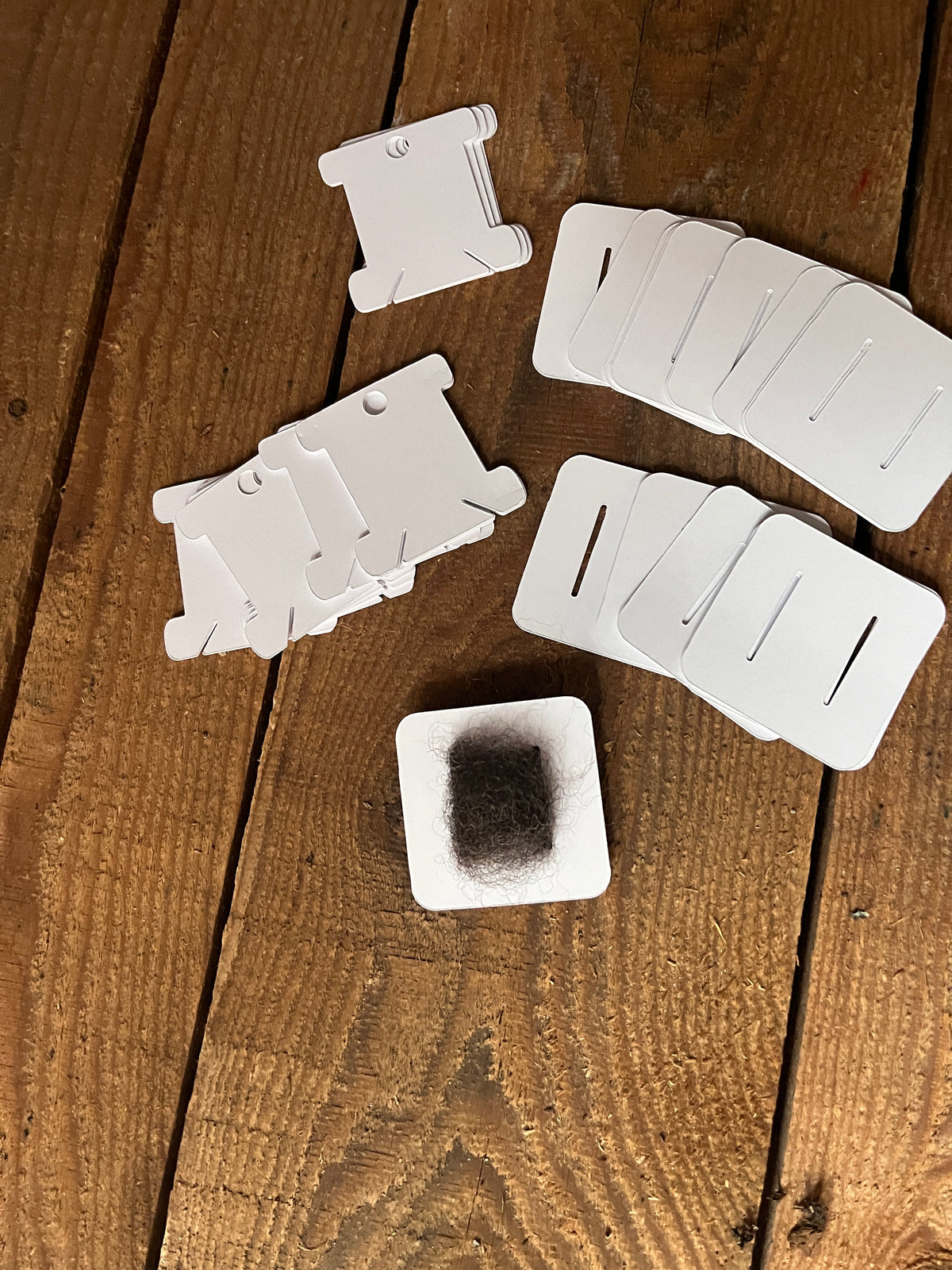 Carte d’échantillons de fibres et jeu de jauges WPI