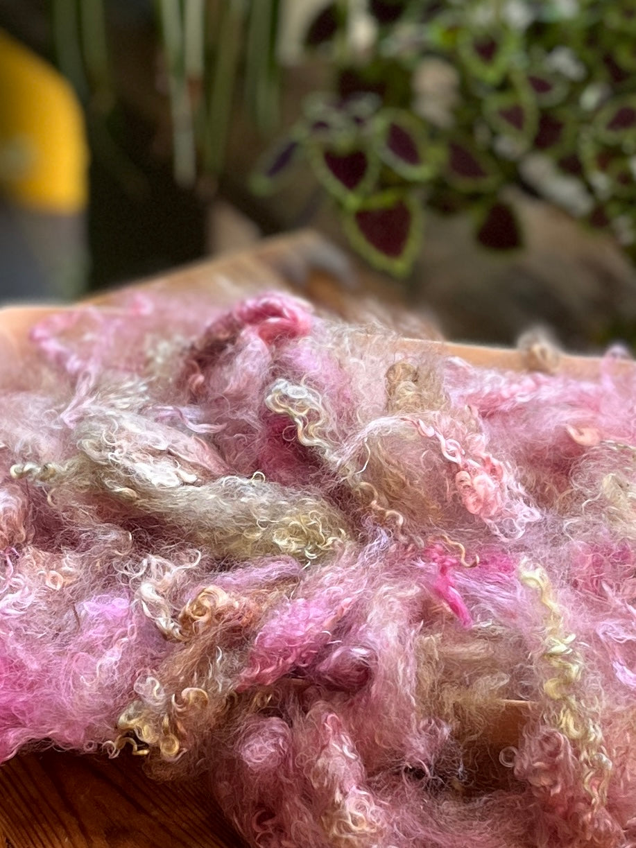 Mohair teint à la main
