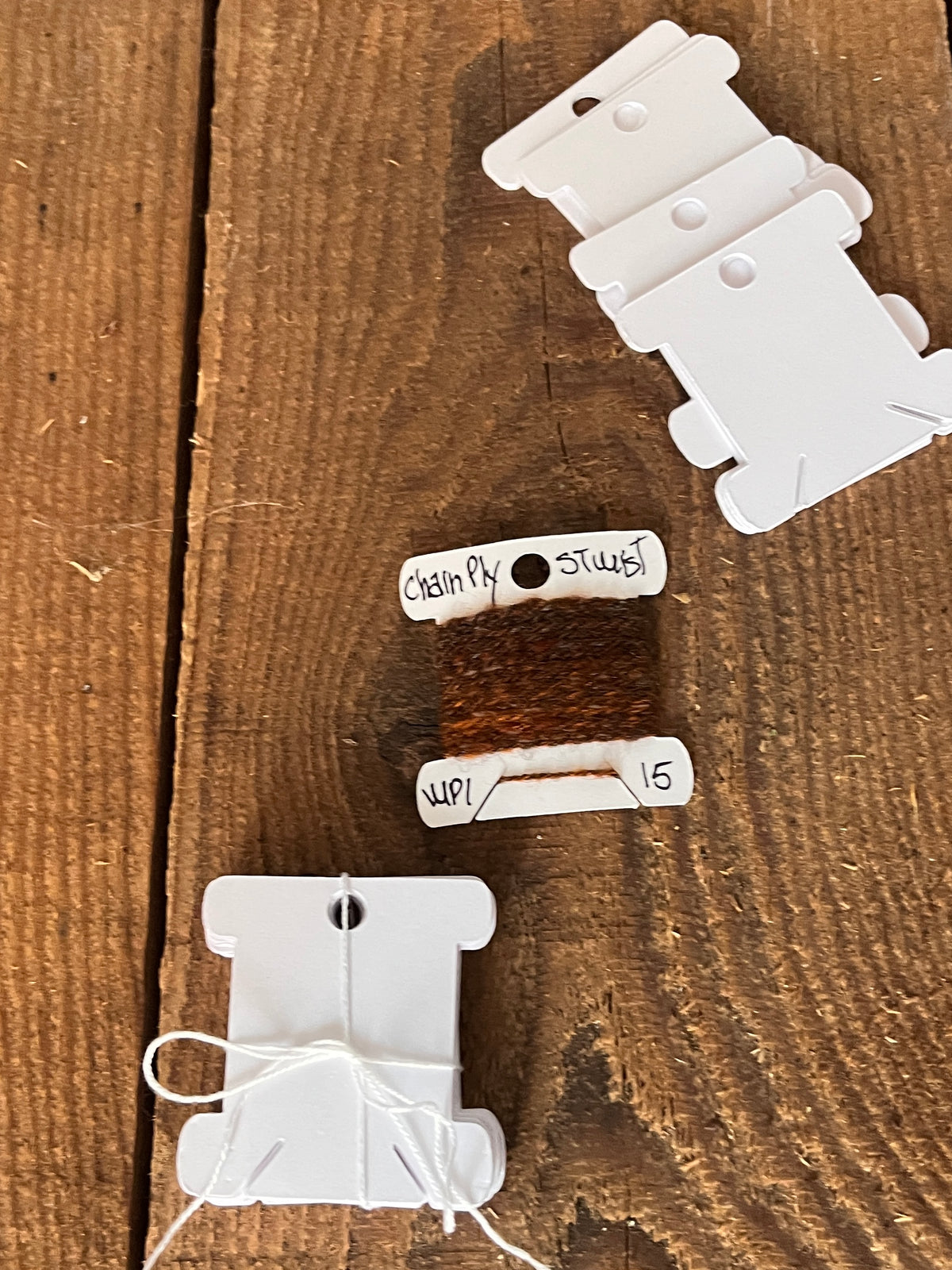 Carte d’échantillons de fibres et jeu de jauges WPI